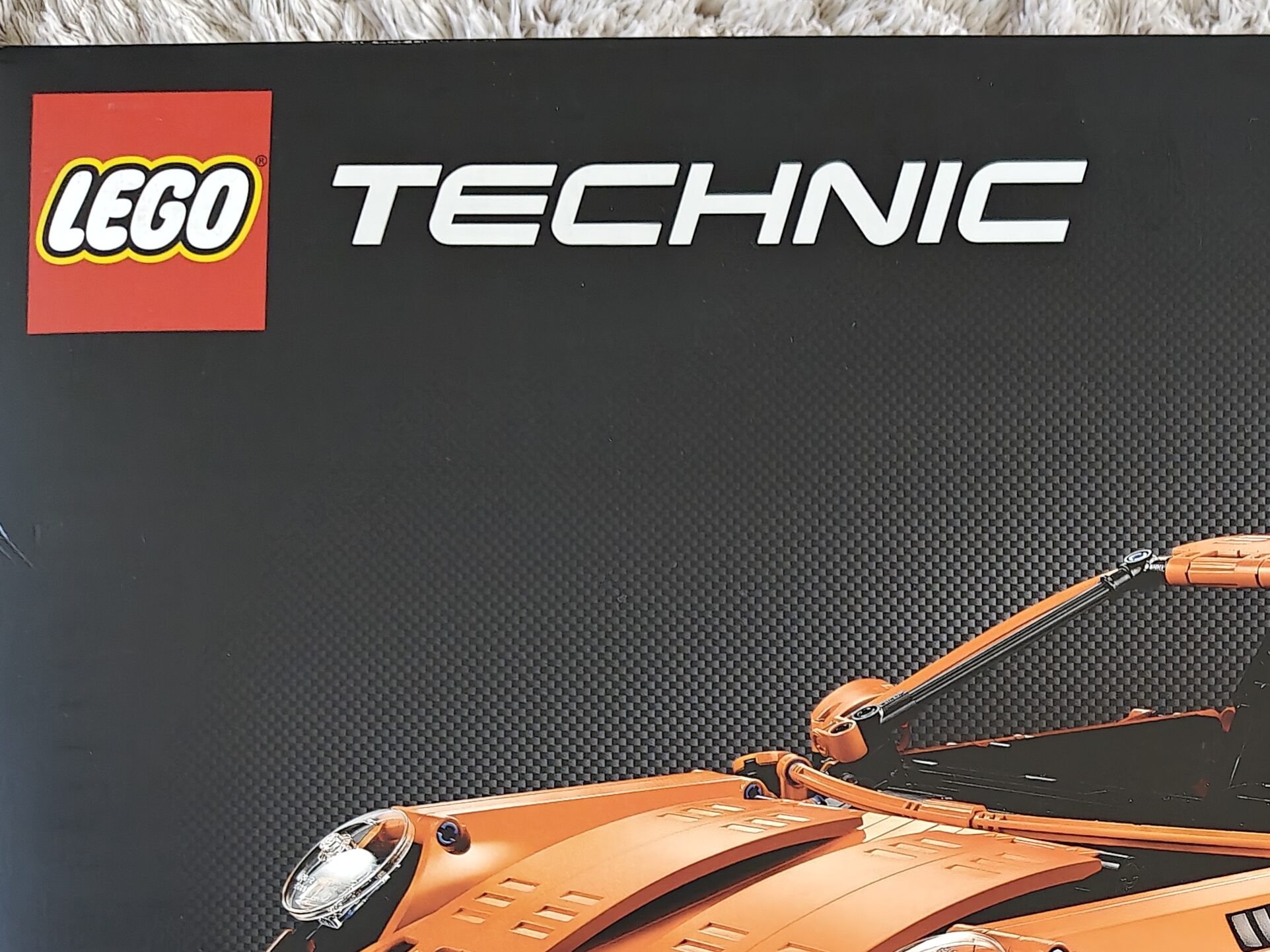 How to recognize a real (or fake) LEGO Porsche 911 GT3 RS - Marcel